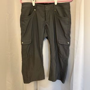 Kuhl Long Shorts Capri Pants Cargo Gray Women Size 4